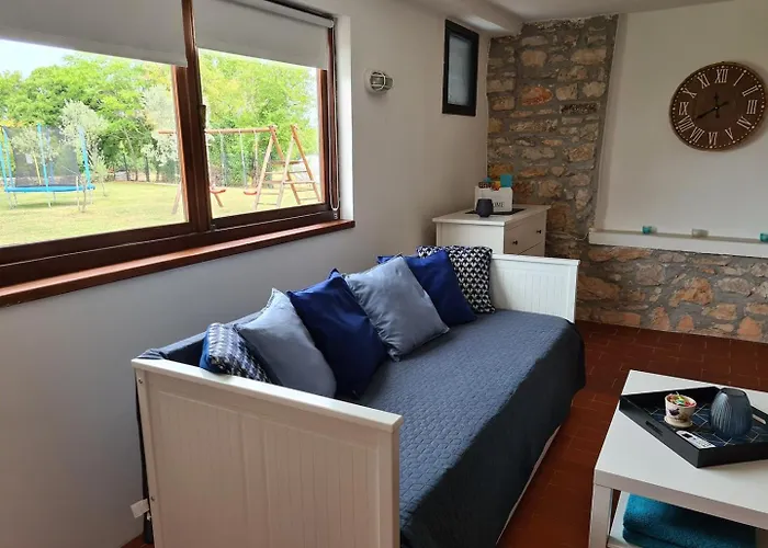 Beautiful Istrian House With Big Backyard Casa vacanze